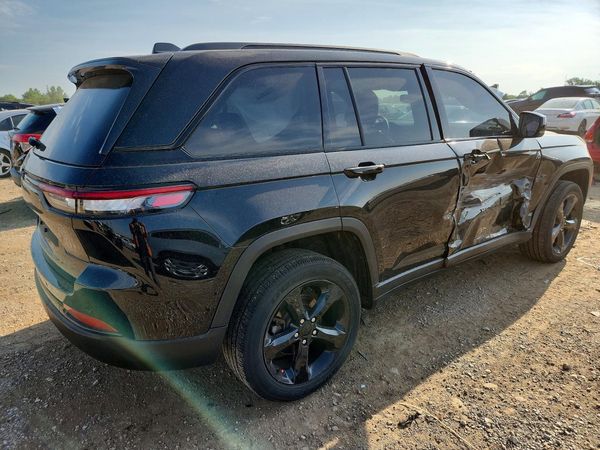 2023 JEEP GRAND CHEROKEE 4XE 3 Laredo, Altitude