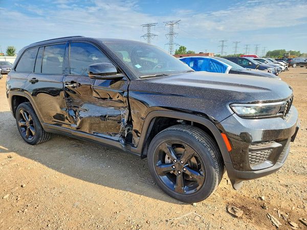2023 JEEP GRAND CHEROKEE 4XE 3 Laredo, Altitude