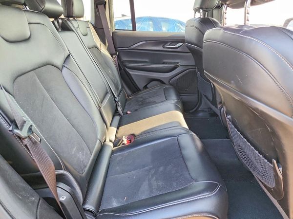 2023 JEEP GRAND CHEROKEE 4XE 3 Laredo, Altitude