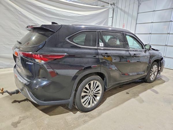 2024 TOYOTA HIGHLANDER HYBRID Platinum