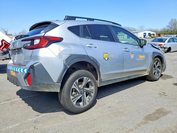 2025 SUBARU CROSSTREK Premium