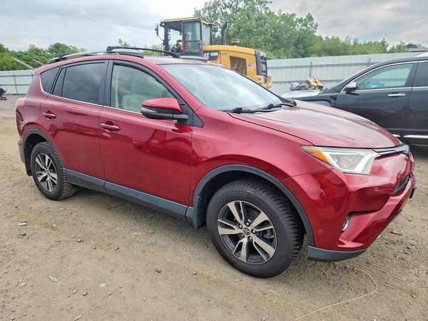2018 TOYOTA RAV4 Adventure/XLE