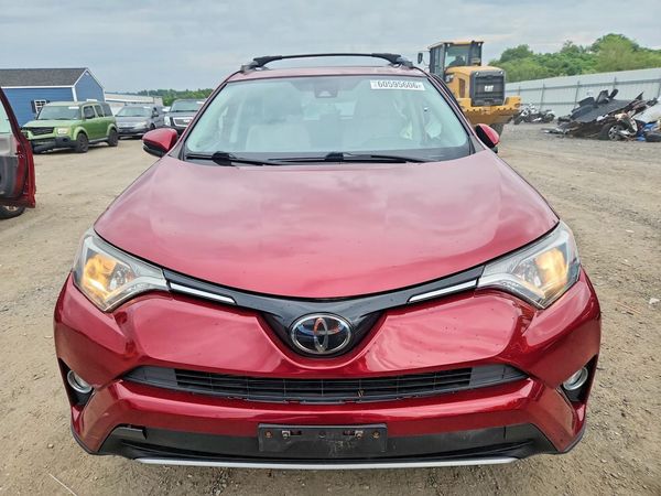 2018 TOYOTA RAV4 Adventure/XLE
