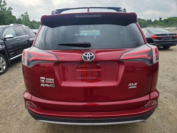 2018 TOYOTA RAV4 Adventure/XLE