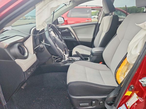 2018 TOYOTA RAV4 Adventure/XLE
