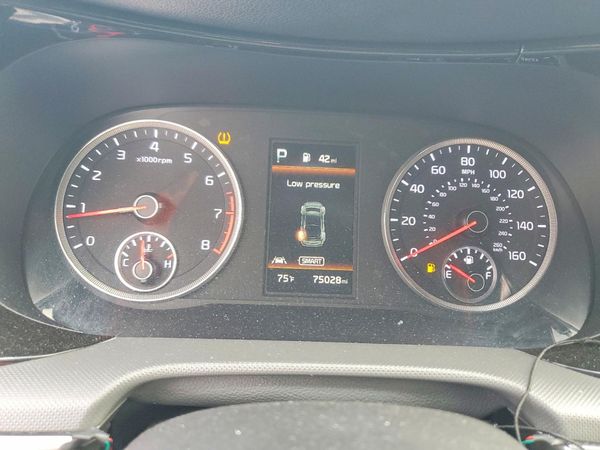 2022 KIA K5