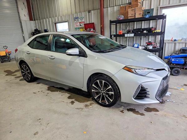 2017 TOYOTA COROLLA — Passenger 3/4