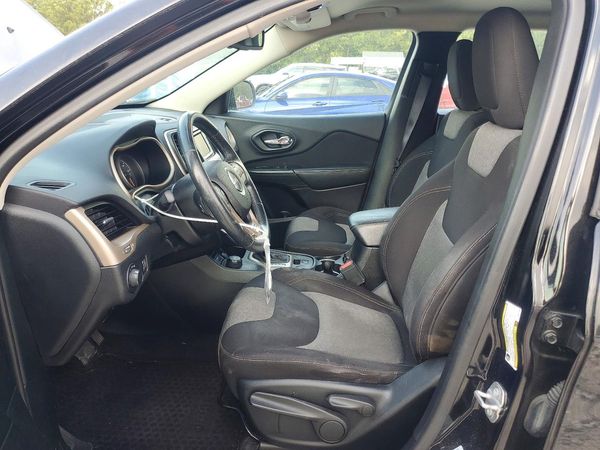 2017 JEEP CHEROKEE SPORT 4X4
