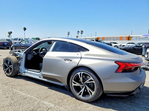 2022 AUDI E-TRON GT