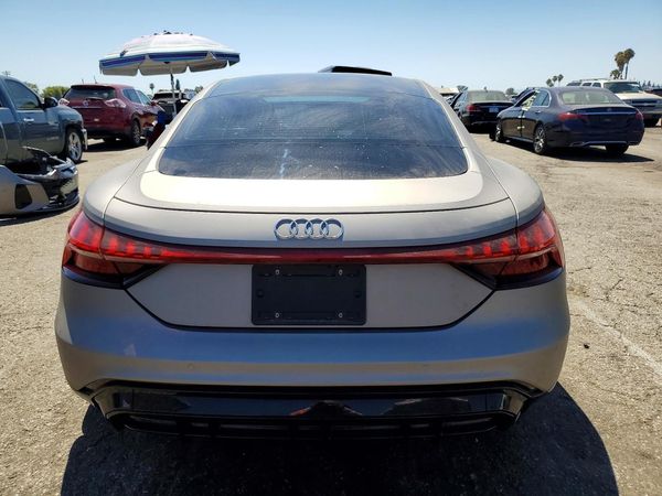 2022 AUDI E-TRON GT