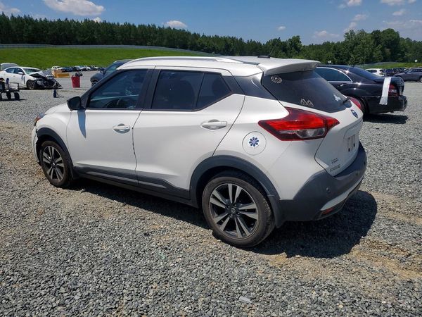 2020 NISSAN KICKS