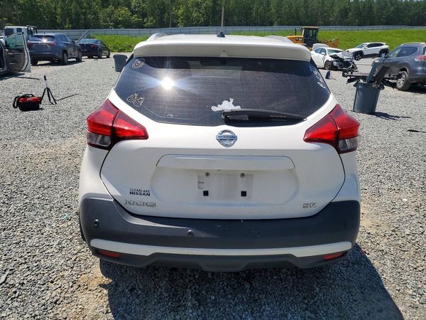 2020 NISSAN KICKS
