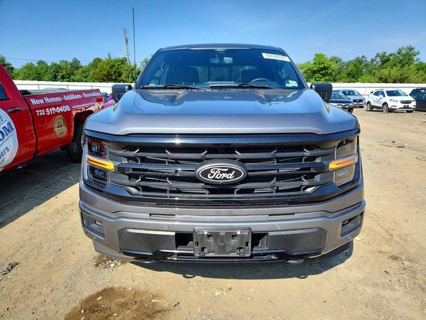 2024 FORD F150