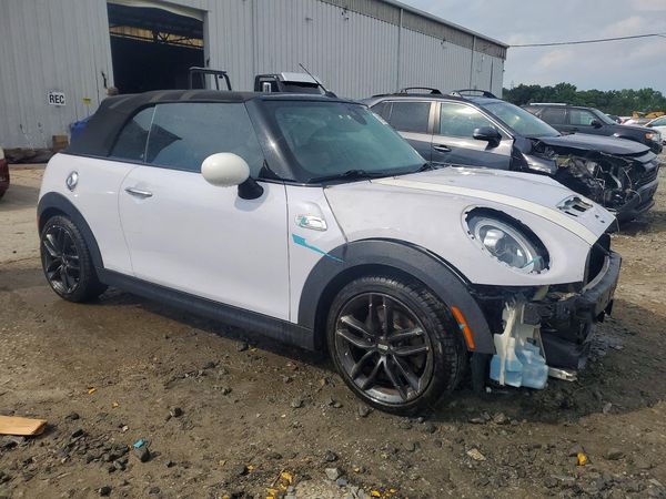 2019 MINI COOPER