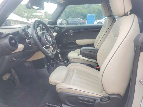 2019 MINI COOPER