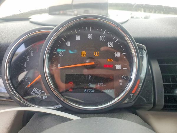2019 MINI COOPER