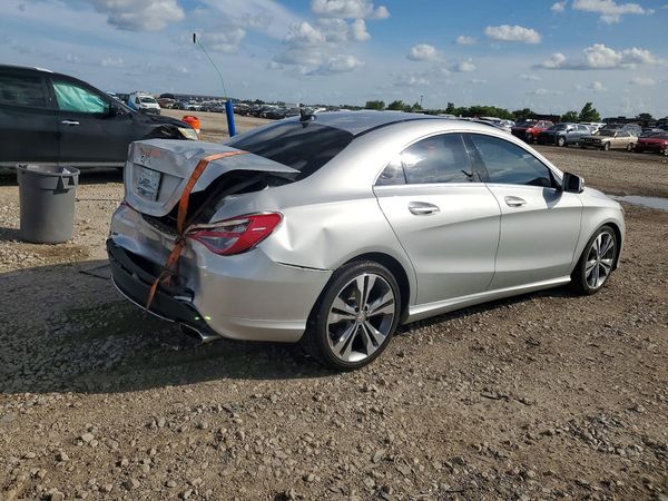 2015 MERCEDES-BENZ CLA CLA250