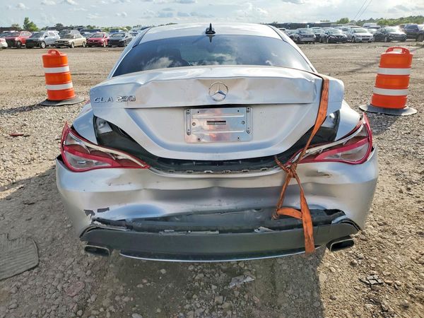 2015 MERCEDES-BENZ CLA CLA250