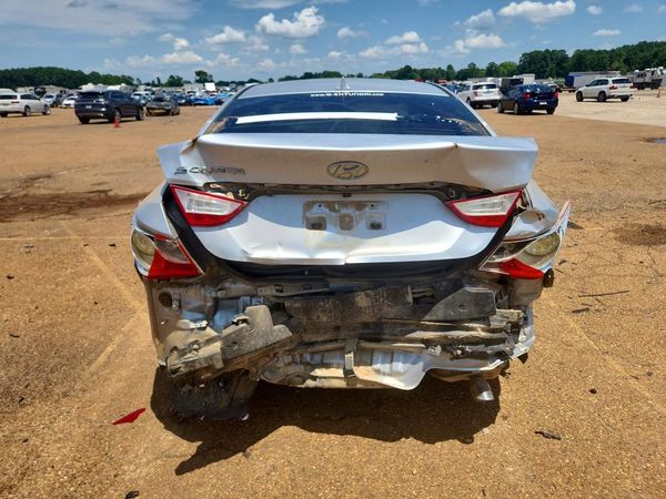 2014 HYUNDAI SONATA