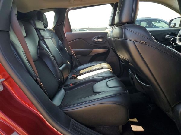 2019 JEEP CHEROKEE LATITUDE PLUS 4X4