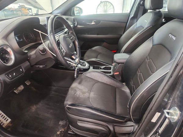 2022 KIA FORTE GT Line