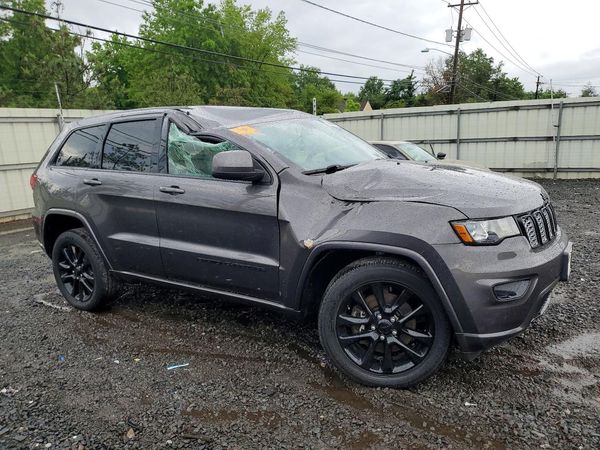 2021 JEEP GRAND CHEROKEE LAREDO 4X4