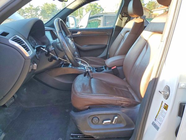 2017 AUDI Q5 quattro Premium Plus