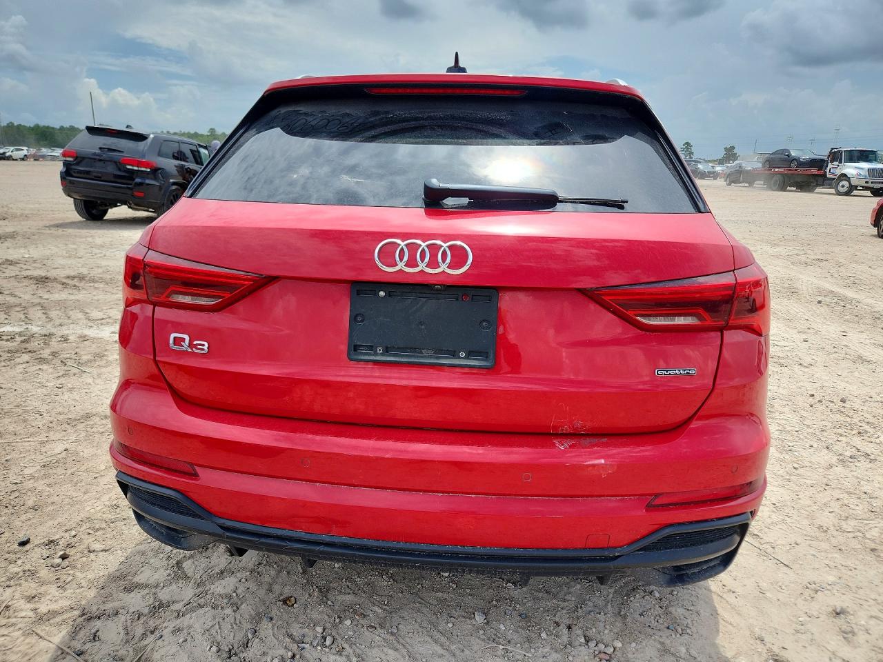 2022 AUDI Q3
