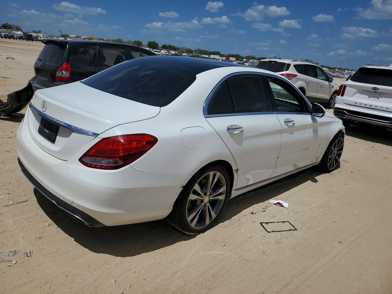 2016 MERCEDES-BENZ C C300