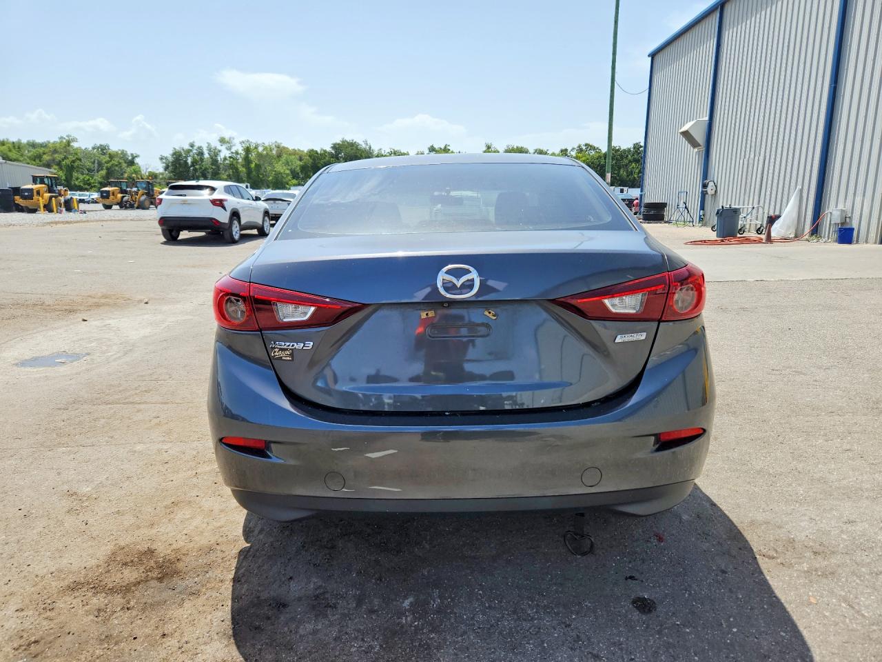 2016 MAZDA 3 SV/Base