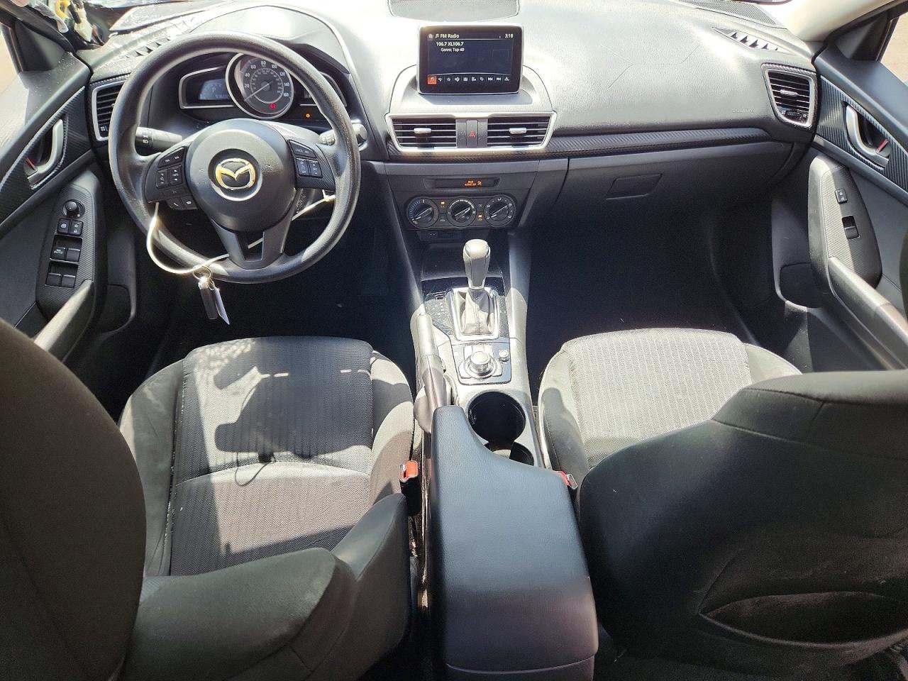 2016 MAZDA 3 SV/Base