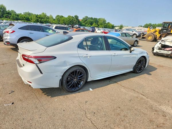2022 TOYOTA CAMRY