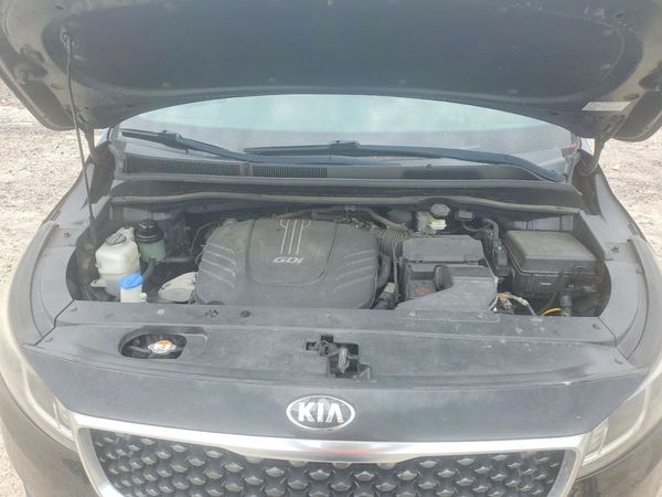 2016 KIA SEDONA