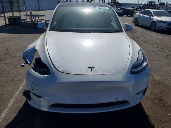 2020 TESLA MODEL Y