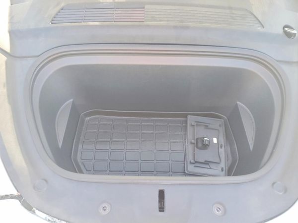 2020 TESLA MODEL Y
