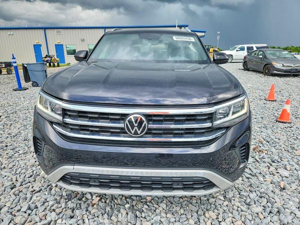 2022 VOLKSWAGEN ATLAS CROSS SPORT SE w/ Tech