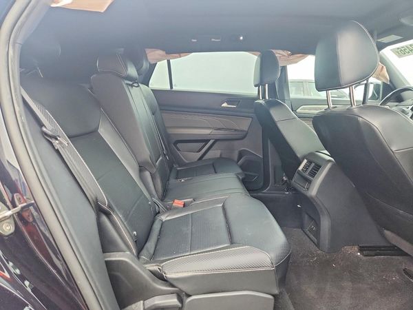 2022 VOLKSWAGEN ATLAS CROSS SPORT SE w/ Tech
