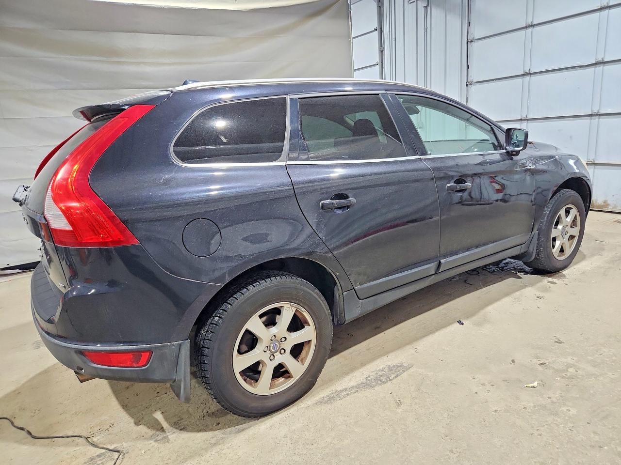 2012 VOLVO XC60