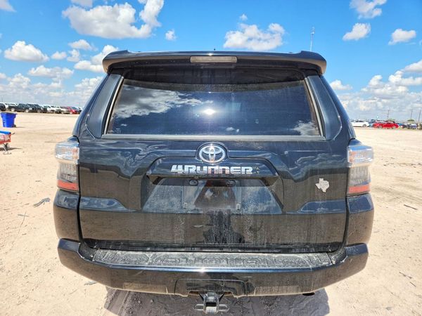 2022 TOYOTA 4RUNNER SR5 Prem