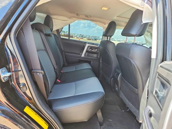 2022 TOYOTA 4RUNNER SR5 Prem