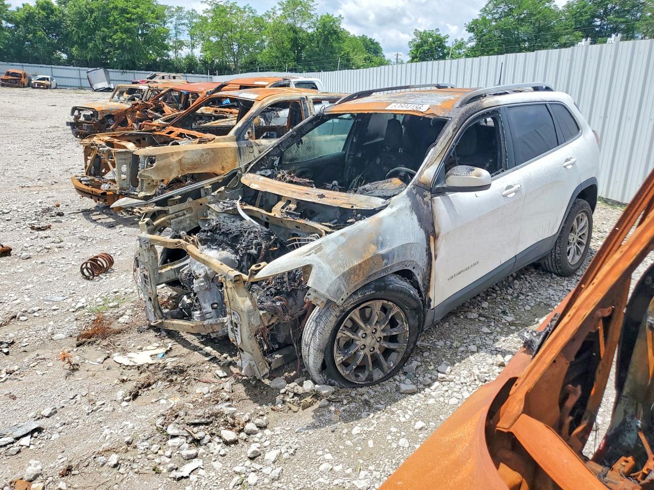 2019 JEEP CHEROKEE LATITUDE PLUS FWD