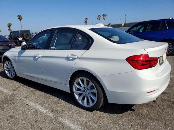 2018 BMW 320