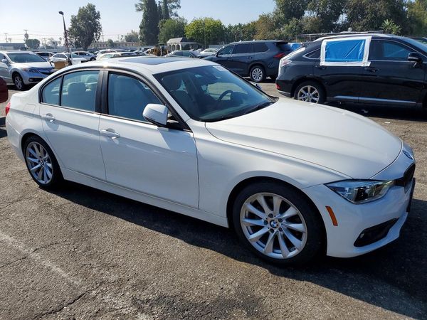 2018 BMW 320