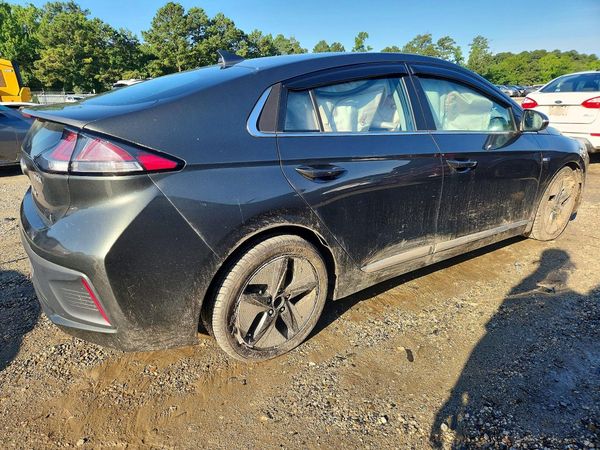 2020 HYUNDAI IONIQ SEL
