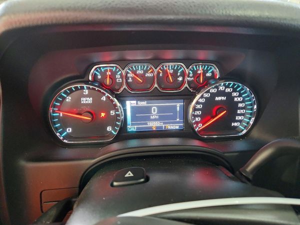 2015 CHEVROLET SUBURBAN LT