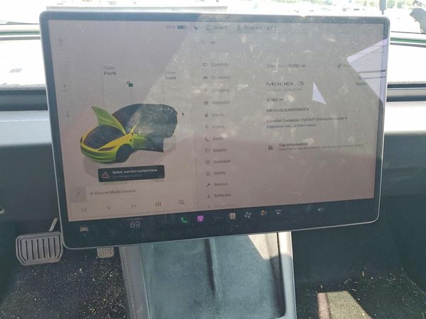 2025 TESLA MODEL 3