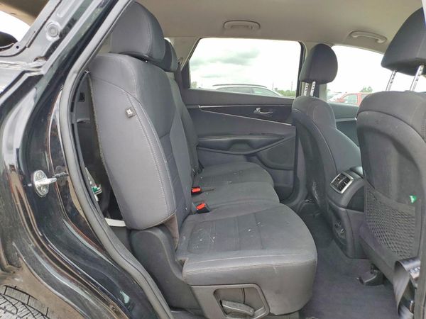 2019 KIA SORENTO L, LX, S