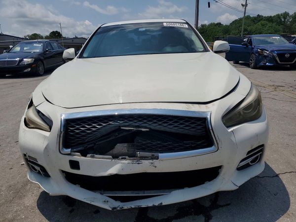 2017 INFINITI CLA 250