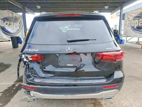 2022 MERCEDES-BENZ GLB GLB250 / GLB250 4MATIC