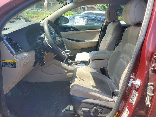 2017 HYUNDAI TUCSON